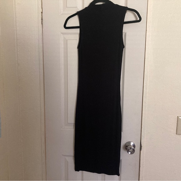 Bodycon black dress - Picture 2 of 3